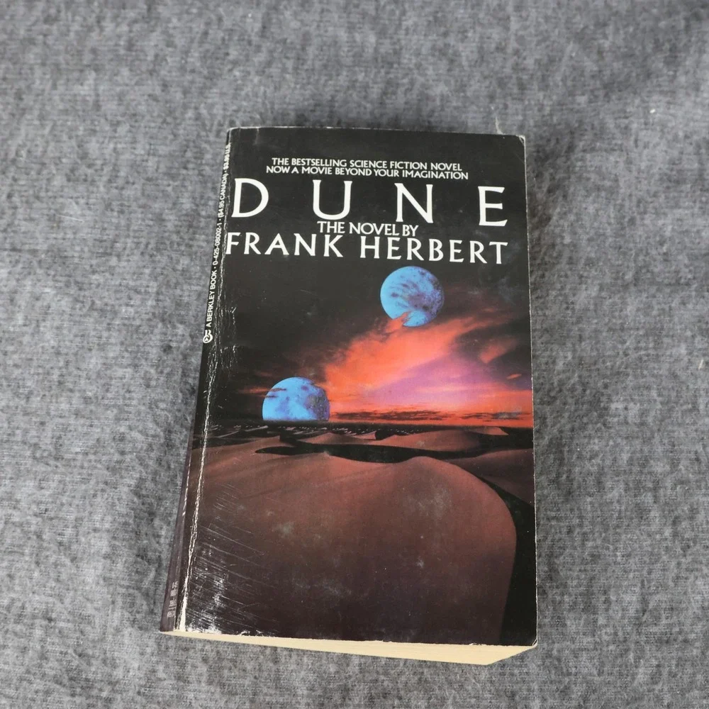 Vintage Dune Frank Herbert Black PB Sci-Fi Novel Berkley 1984 USA Movie Tie-In